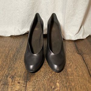 Stuart Weitzman Brown Pumps